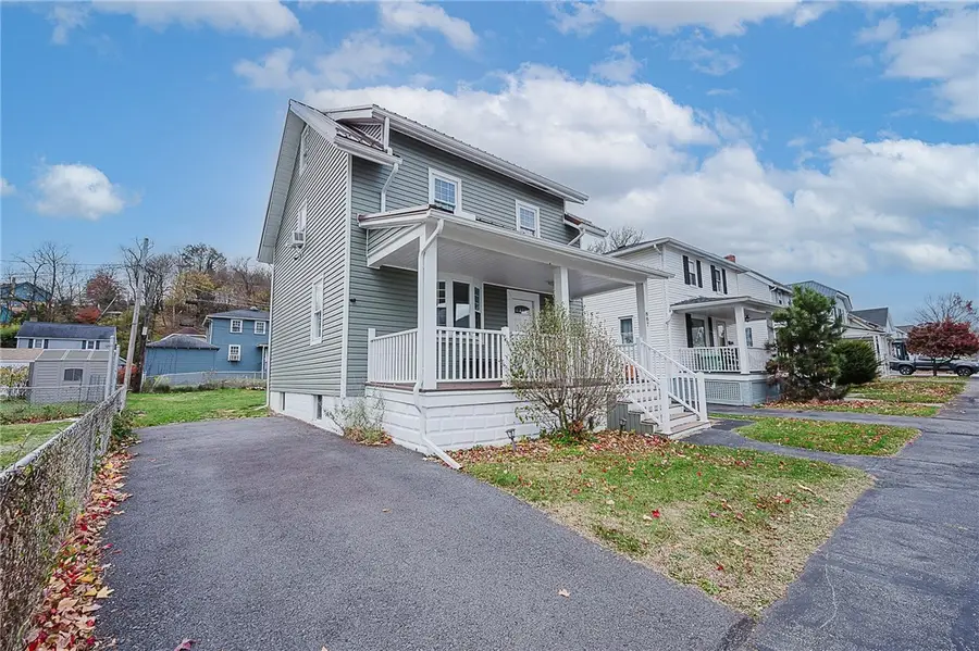 887 Millville Rd, Altoona, PA 16601 - #3