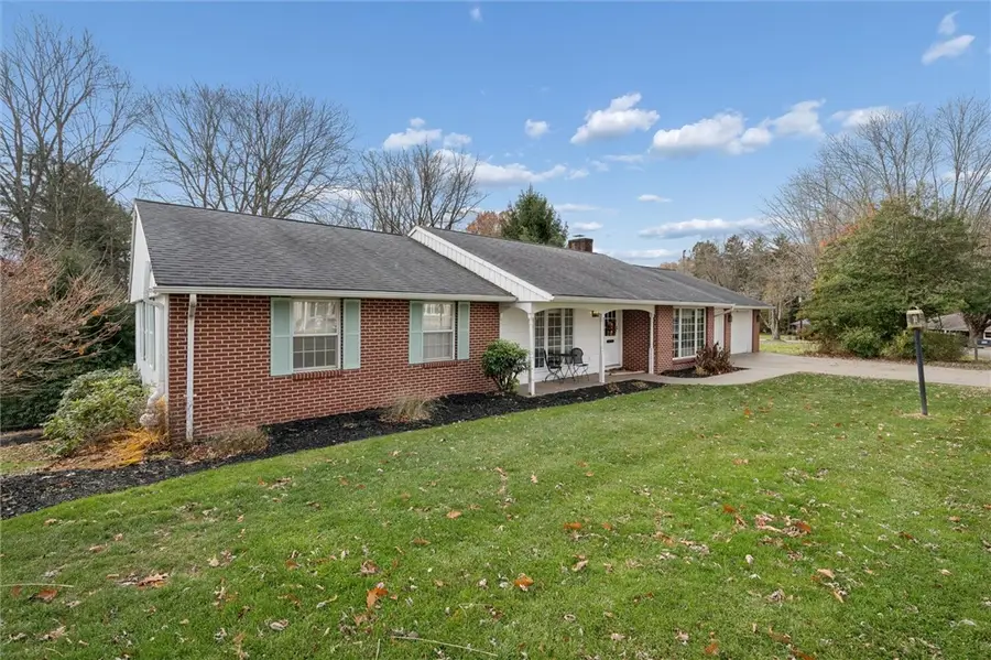 183 Bell Top Dr, North Buffalo Township, PA 16201 - Image #2