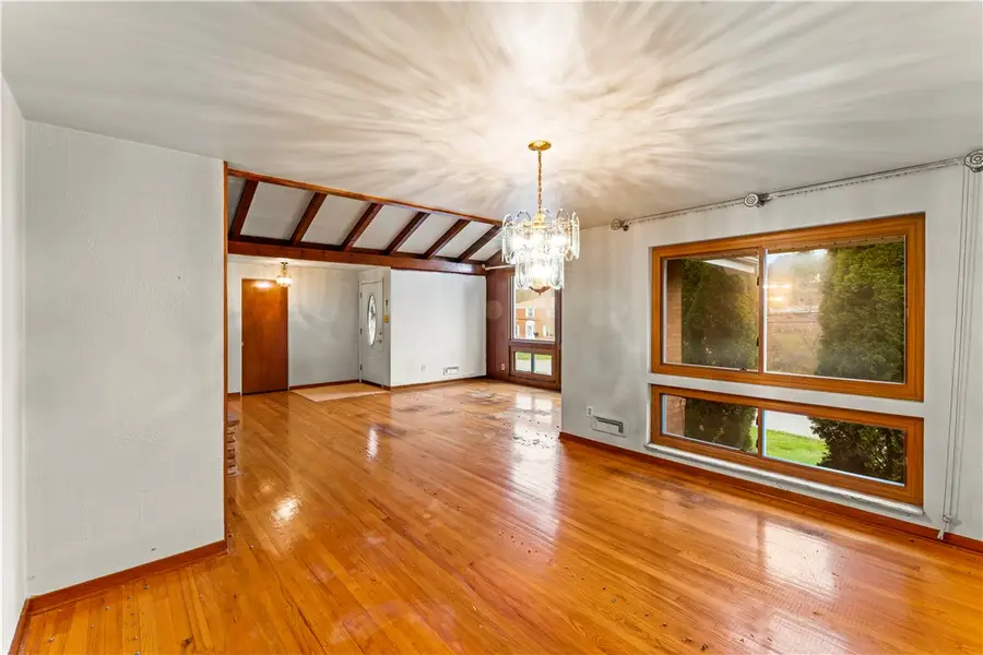 351 Middlegate Drive, Bethel Park, PA 15102 - Image #3