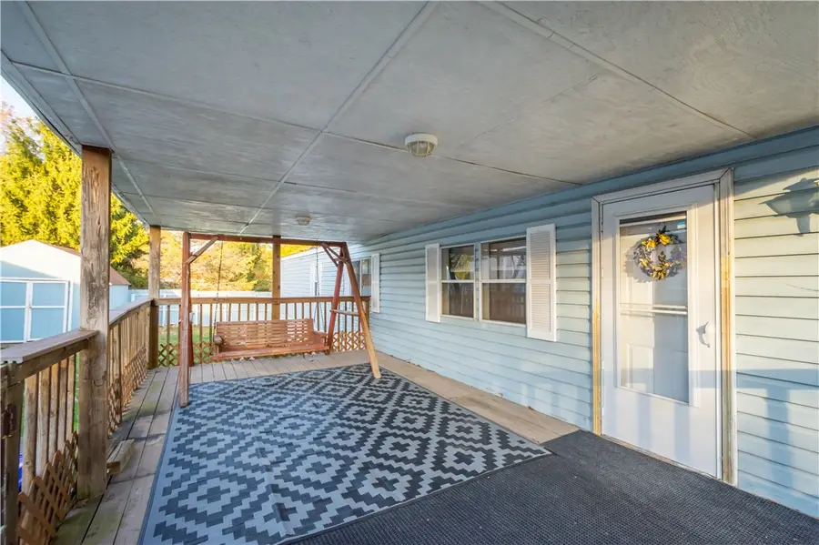 74 Wagner Dr, Sturgeon, PA 15057 - Image #3