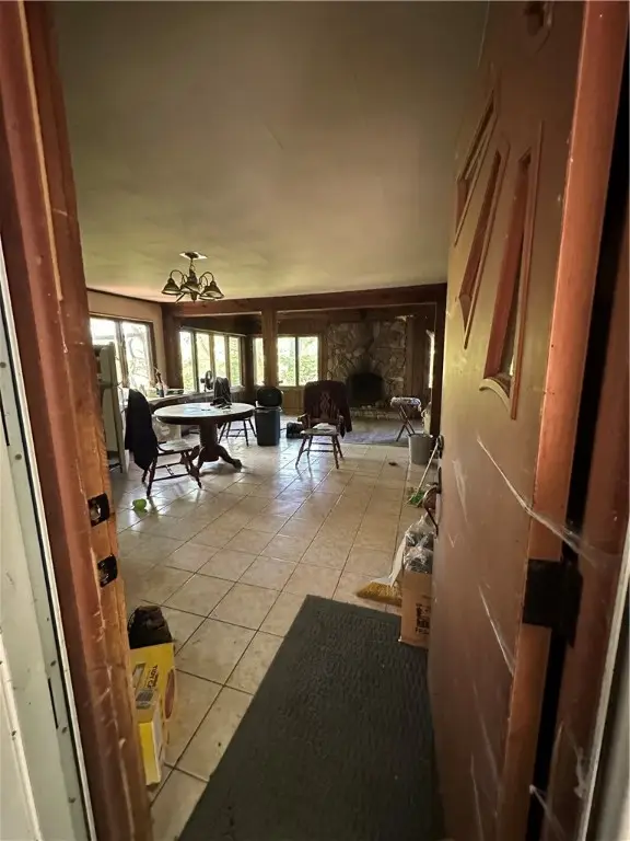 360 Lakewood Gardens Rd, Hickory, PA 16105 - Image #3