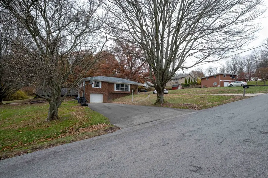 355 Brandt Dr, North Sewickley, PA 15010 - Image #3