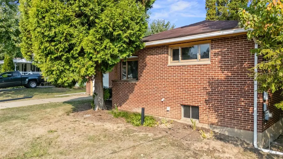 111 Hickory Drive, North Sewickley, PA 15010 - Image #3