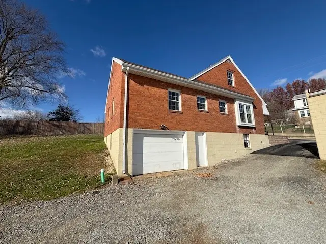 2122 Route 130, Pleasant Unity, PA 15676 - Image #3