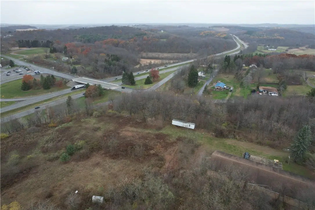 216 E Portersville Rd, Muddy Creek, PA 16051 - Image #1