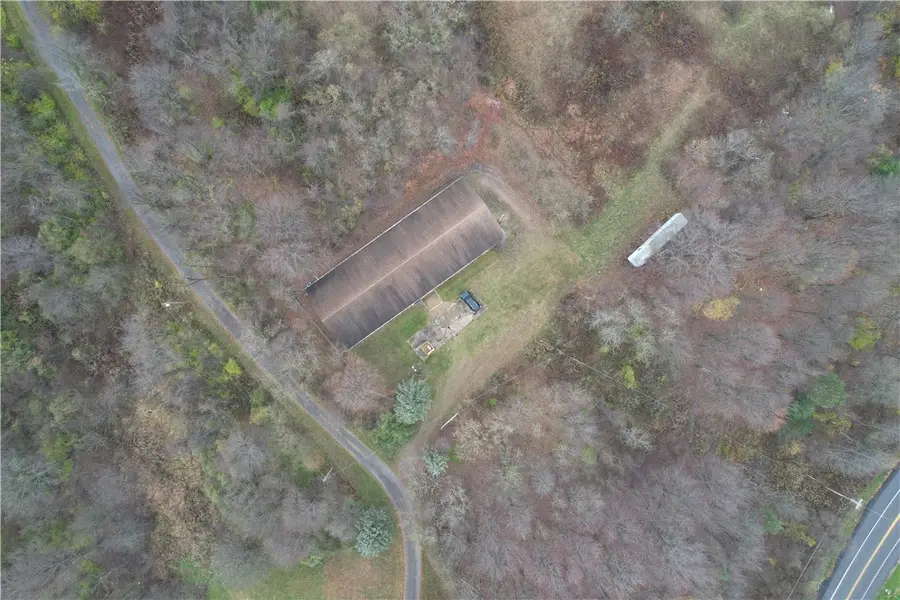 216 E Portersville Rd, Muddy Creek, PA 16051 - Image #2