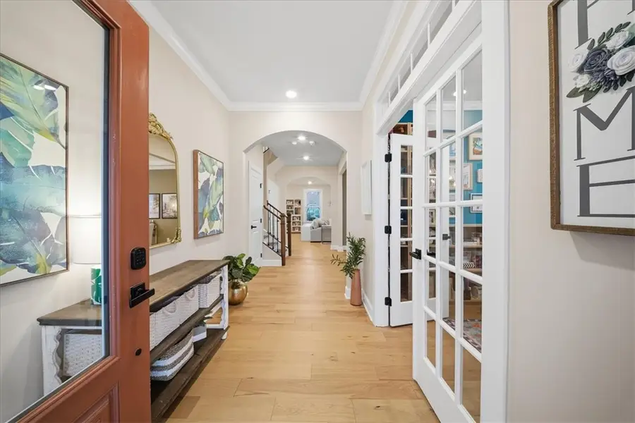 321 Crest Ln, Adams, PA 16046 - Image #2