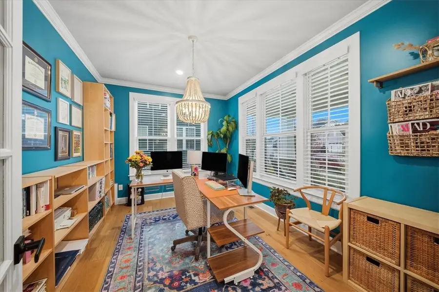 321 Crest Ln, Adams, PA 16046 - Image #3