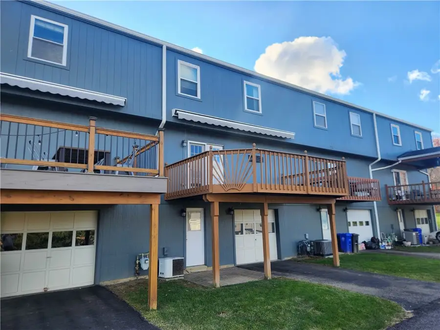 1403 Timberglen Dr, Imperial, PA 15126 - Image #3