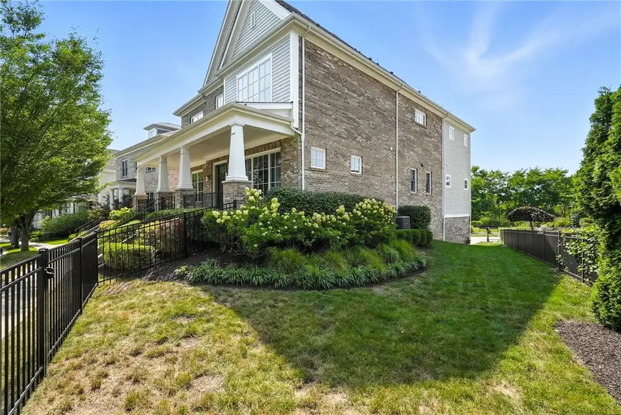 1696 Shelburne Ln., Squirrel Hill, PA 15217 - Image #3