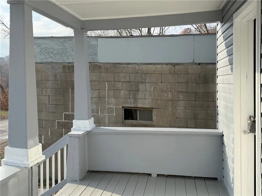 1252 Jefferson Street, North Vandergrift, PA 15690 - Image #2