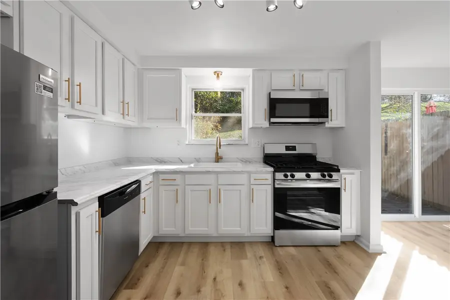 2001 Denning Way, North Versailles, PA 15137 - Image #2