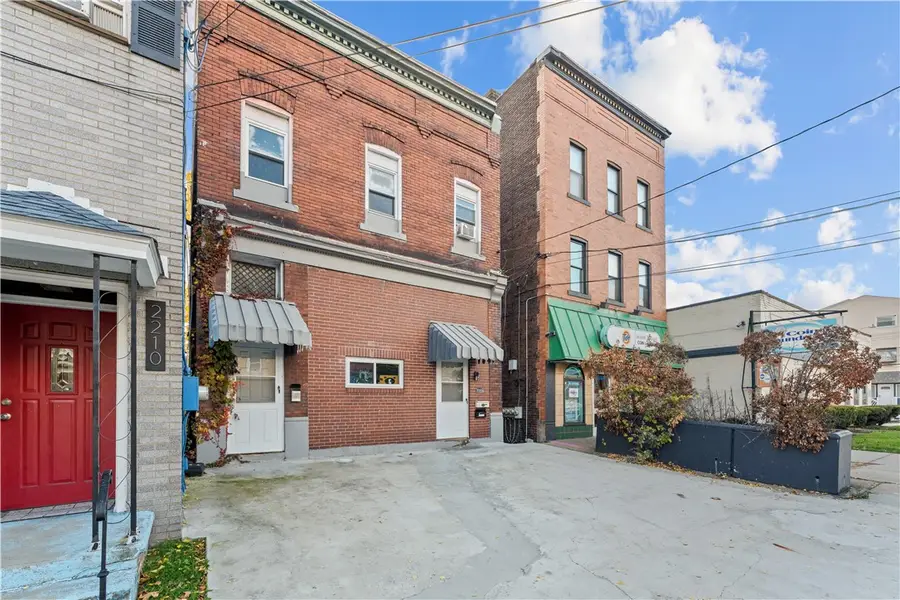 2208 Woodstock Ave, Swissvale, PA 15218 - #2