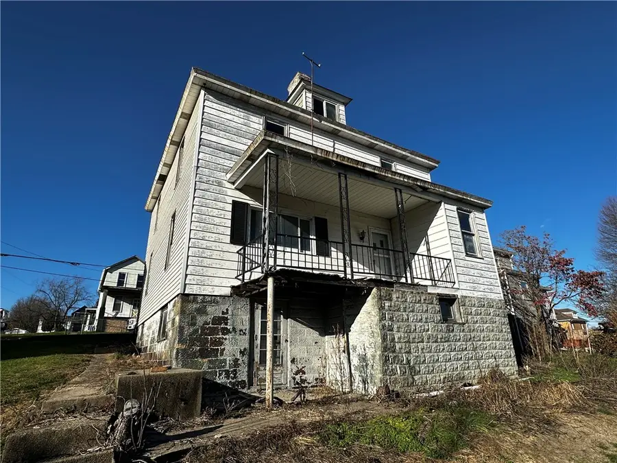 92 Second Easy Street, South Uniontown, PA 15401 - Image #3