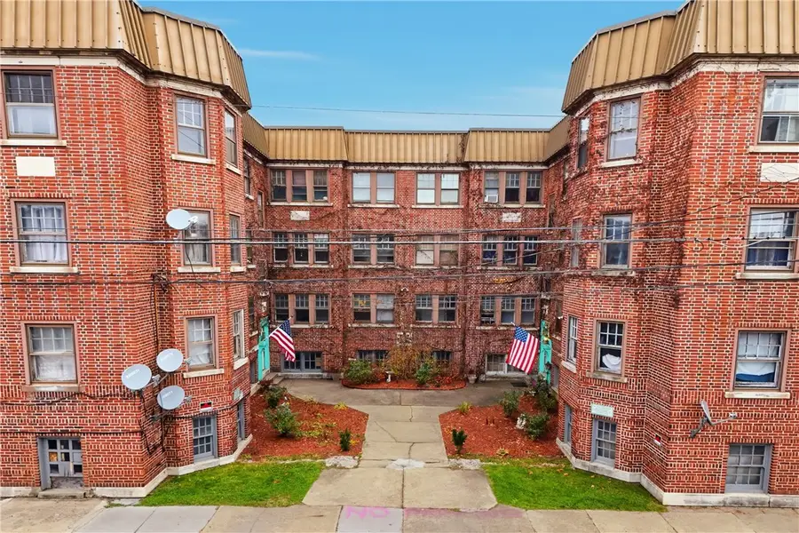 325 W Jefferson St, Butler, PA 16001 - Image #3