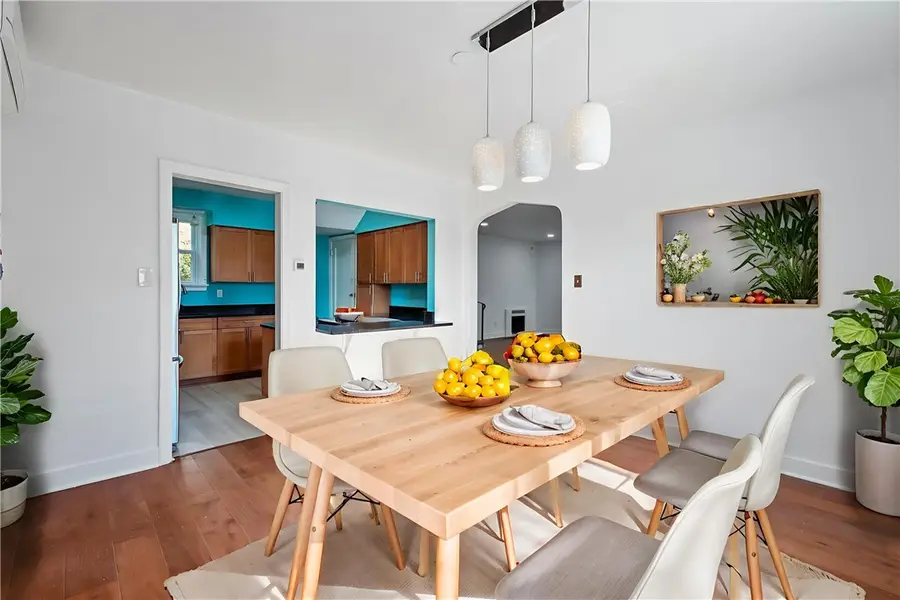 5469 Pocusset St, Squirrel Hill, PA 15217 - Image #3