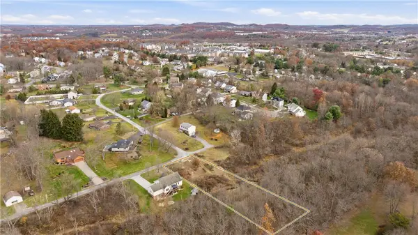 26 Holiday Drive, Cranberry Twp, PA 16066