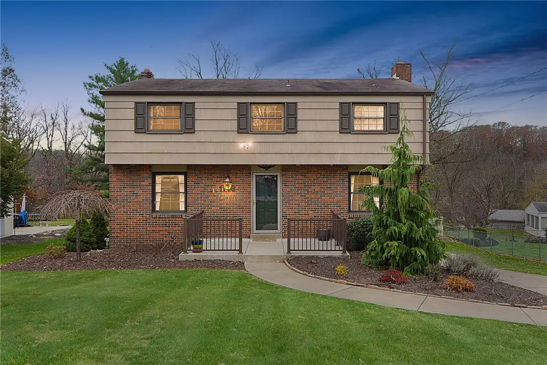1146 Airedale Dr, Bethel Park, PA 15102 - Image #1