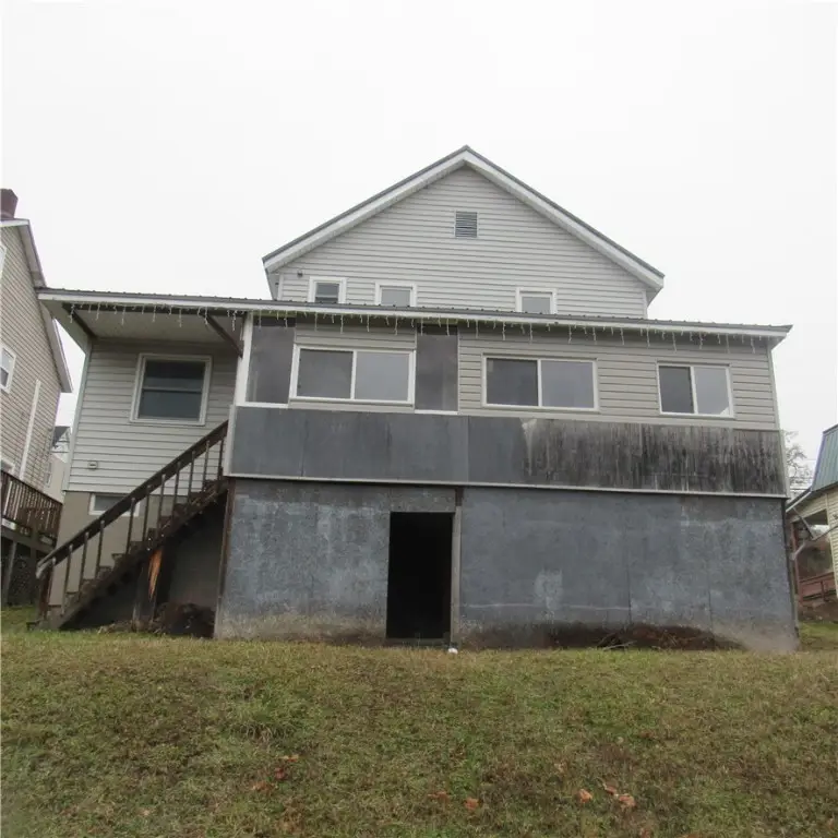 2310 Crawford Avenue, Northern Cambria, PA 15714 - Image #2