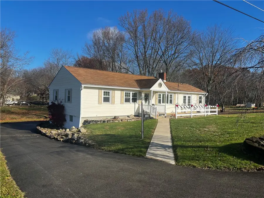 121 Deer Ln, North Sewickley, PA 15010 - Image #2