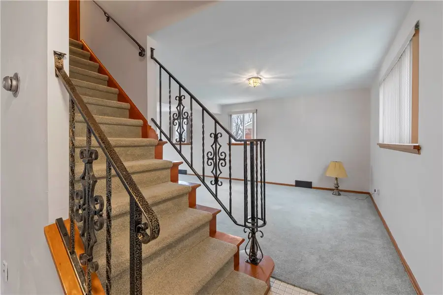 11297 Highpoint Drive, Penn Hills, PA 15235 - Image #2