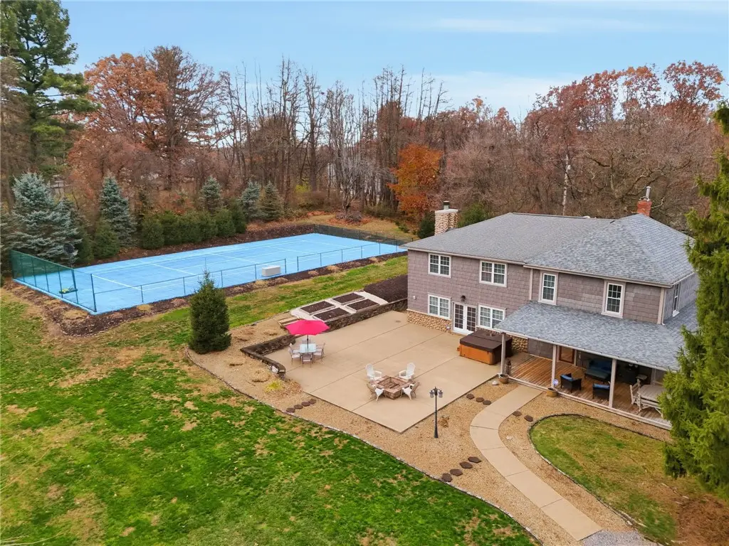 4021 Bakerstown Rd, Richland Township, PA 15044 - Image #1