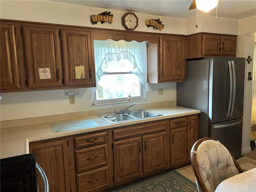 356 Third St, Smithton, PA 15479 - Image #3