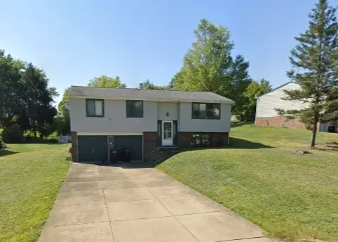 148 Sherwood Dr, Center, PA 15061 - Image #1