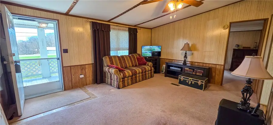 76 South Kings Creek Road, Paris, PA 15021 - Image #2