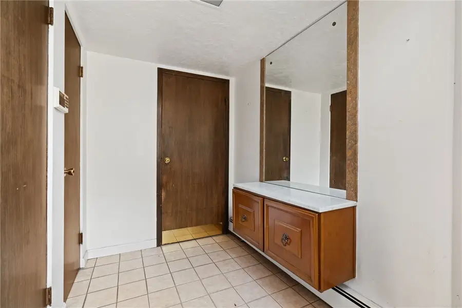 500 Allenby Ave, Edgewood, PA 15218 - Image #2