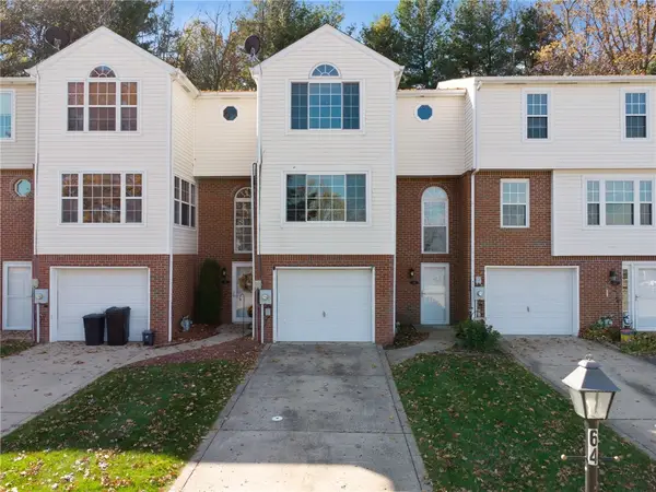 64 Fairway Dr, Delmont, PA 15626