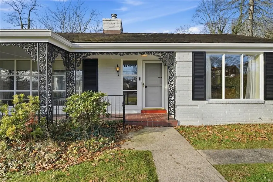 1106 Gilchrest Dr, Wilkins Township, PA 15235 - Image #2