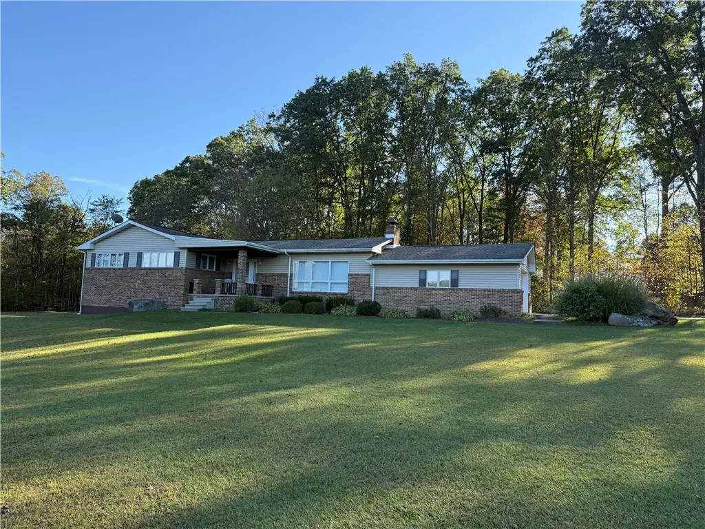 660 Swamp Rd, Cherryhill, PA 15728 - #1