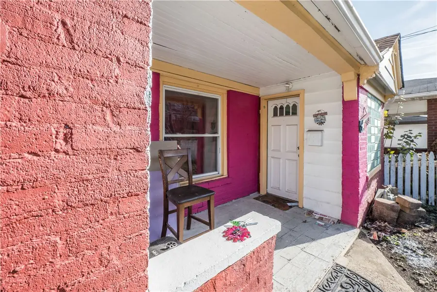 929 Woodbourne Ave, Brookline, PA 15226 - Image #3