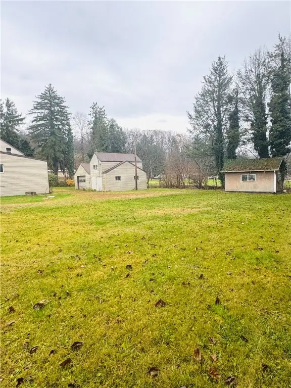 696 Englishman Hill Rd, Bullskin, PA 15425 - Image #2