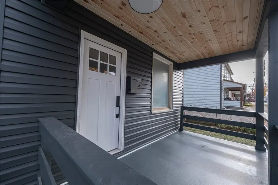 433 Lloyd Ave, Latrobe, PA 15650 - Image #3