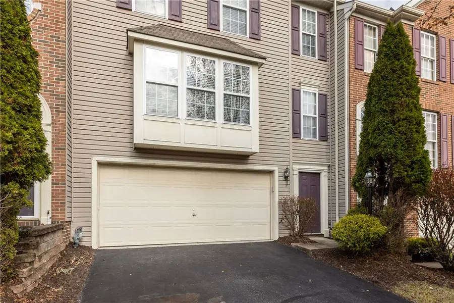 2010 Overlook Ct, North Strabane Township, PA 15317 - Image #2