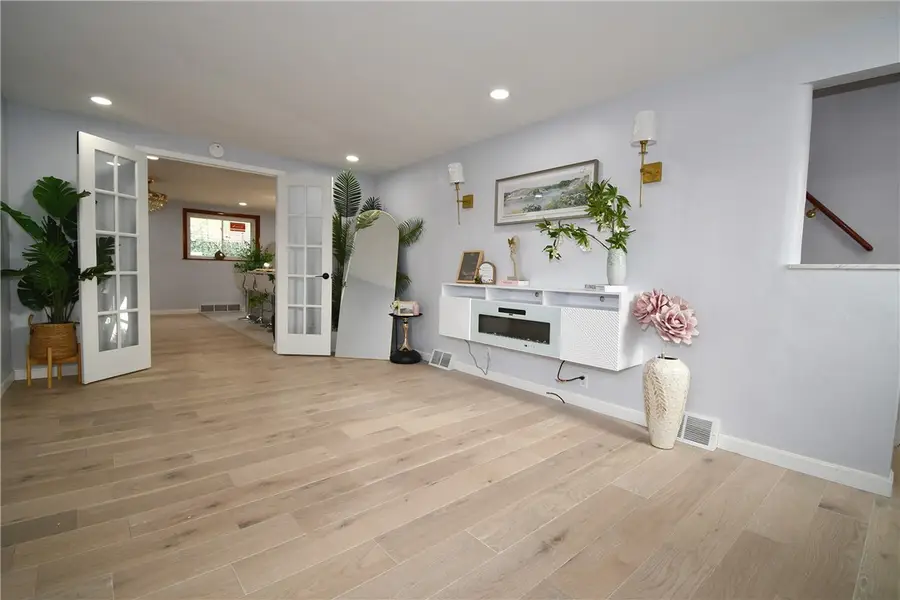 143 Anita Ave, Squirrel Hill, PA 15217 - Image #3