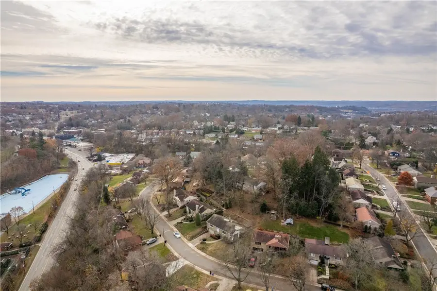 1751 Theodan Drive, Mount Lebanon Township, PA 15216 - Image #3