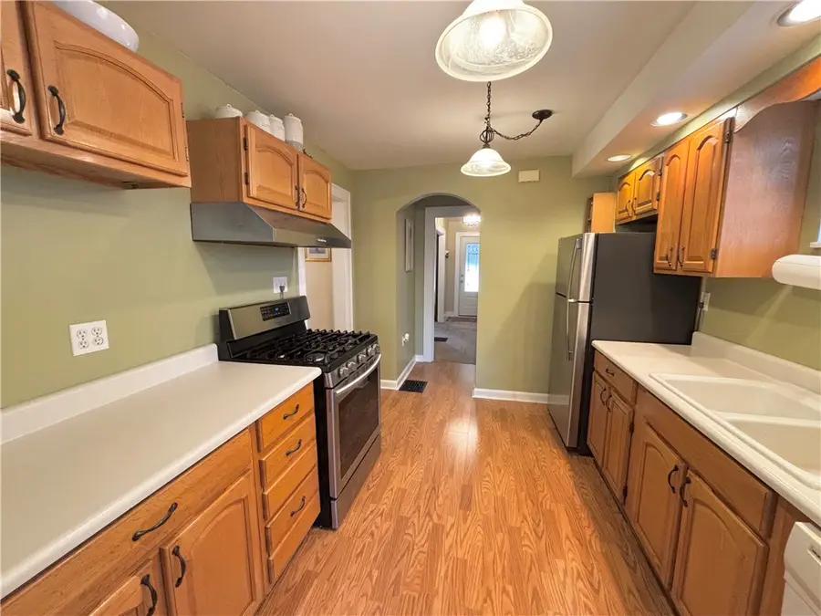 2409 Palm Beach Ave, Beechview, PA 15216 - Image #2