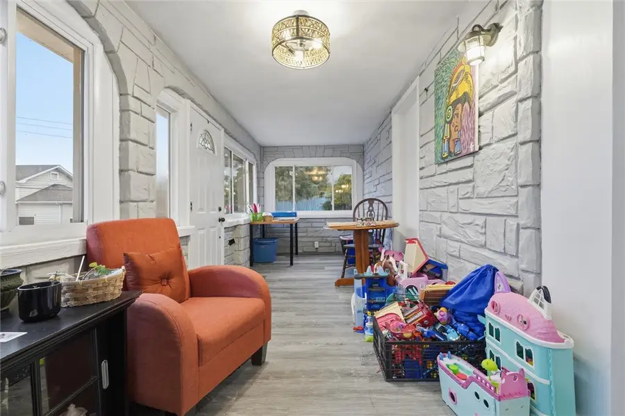 244 Tyler Ave, Washington, PA 15301 - Image #2