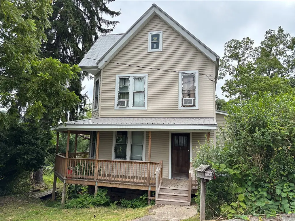 4 Brokers Lane, Hempfield, PA 15675 - Image #1