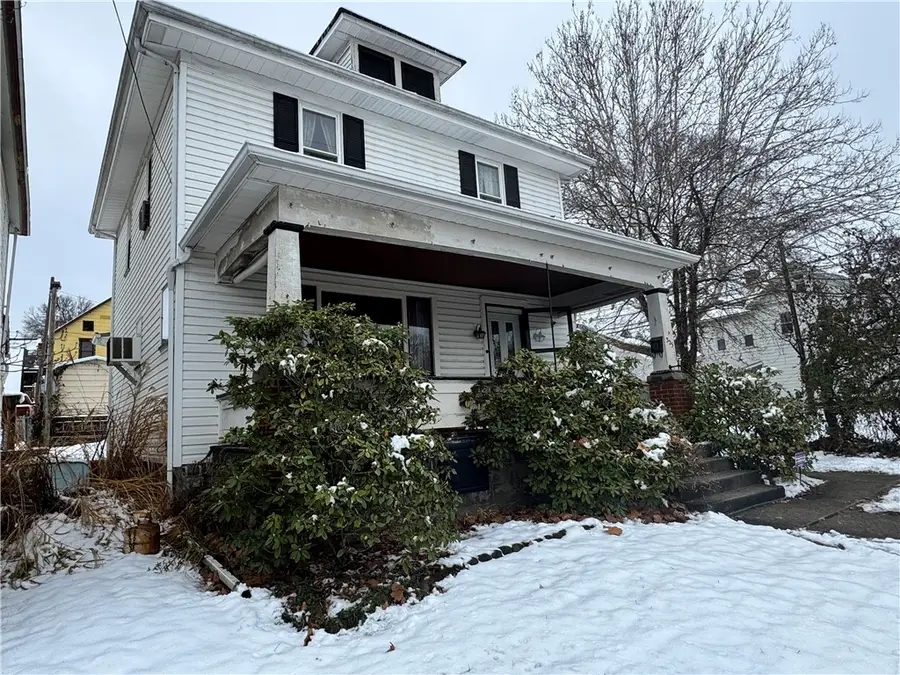 325 Crest Ave, Charleroi, PA 15022 - Image #3