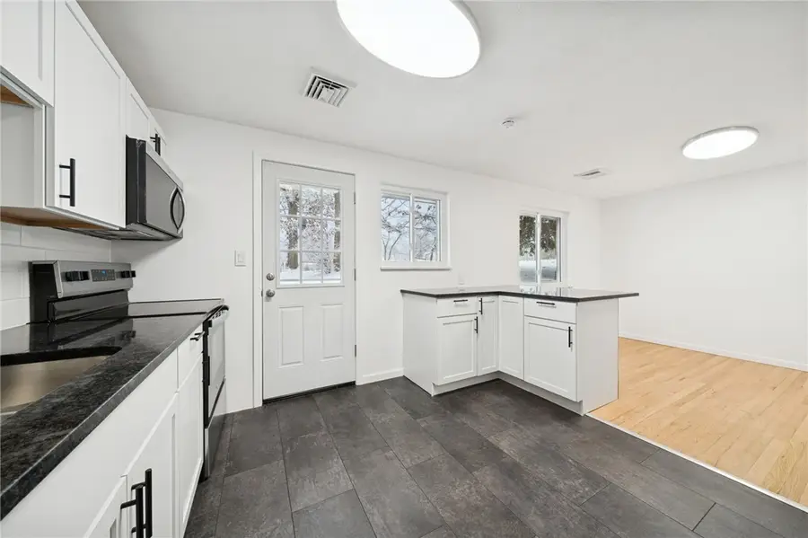 4241 El Rancho Dr, Allison Park, PA 15101 - Image #2