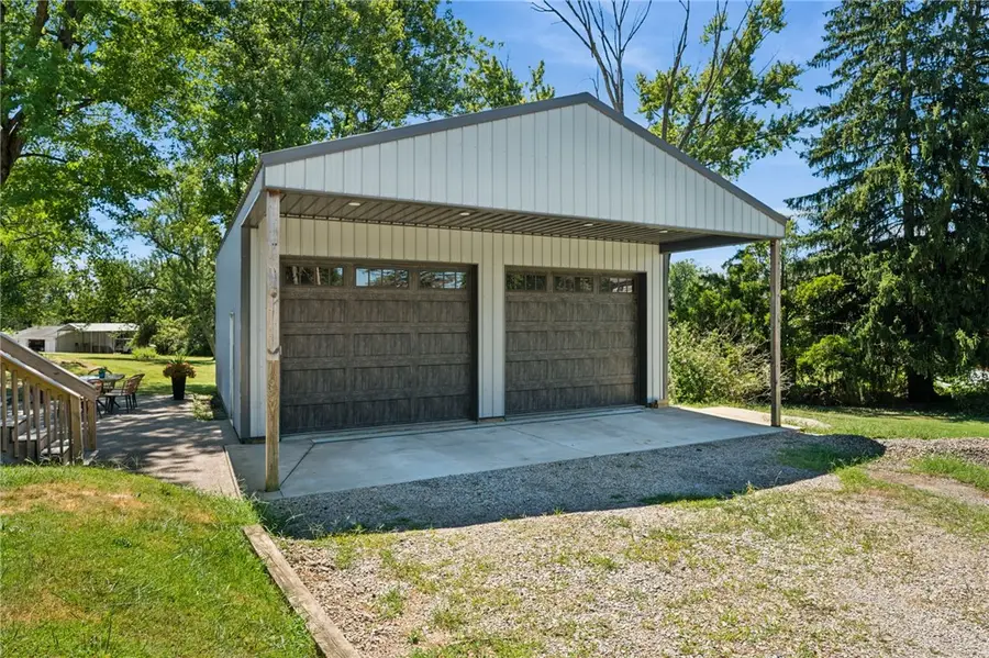 135 Pear Orchard Rd, Coraopolis, PA 15108 - #2