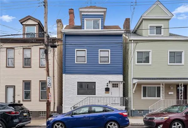 5202 Keystone St, Lawrenceville, PA 15201