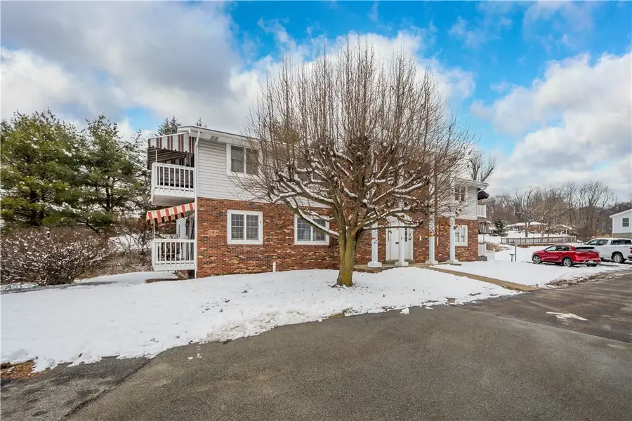 160 W Palm St #3, North Franklin, PA 15301 - Image #2