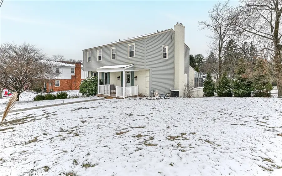 100 Berkeley Meadows Ct, Ross Township, PA 15237 - Image #3
