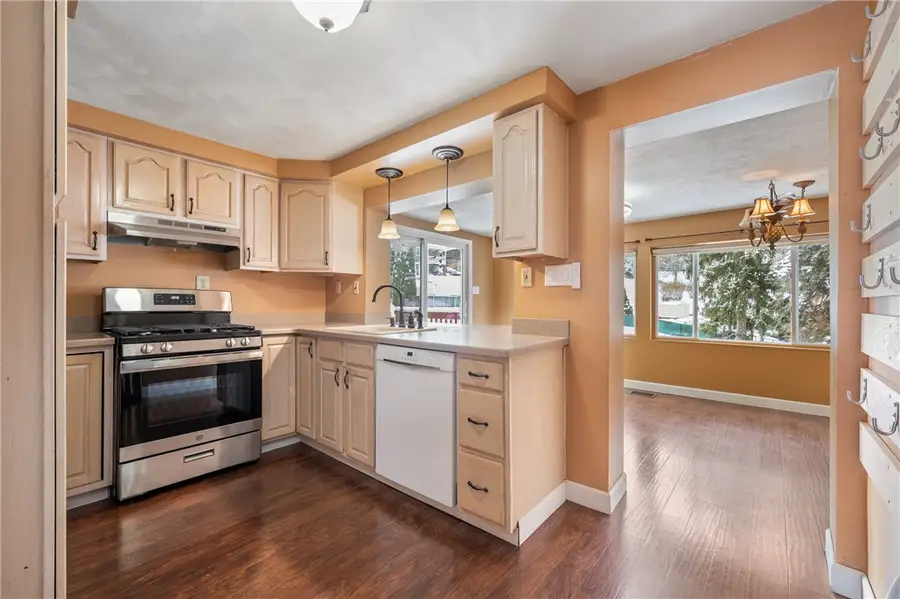 4706 E Willock Rd, Whitehall, PA 15227 - Image #3