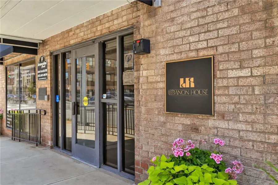 520 Washington Road #301, Mount Lebanon Township, PA 15228 - Image #2